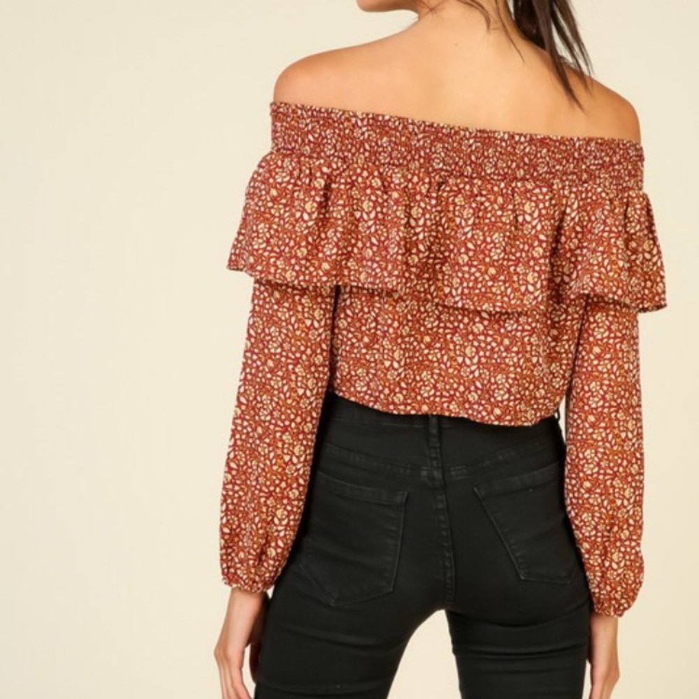 NWT Floral Off Shoulder Cropped Top - Picture 3 of 5